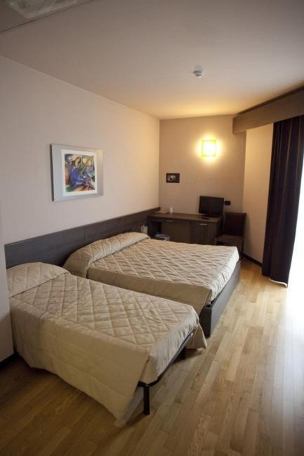 Eq Hotel Travagliato Værelse billede